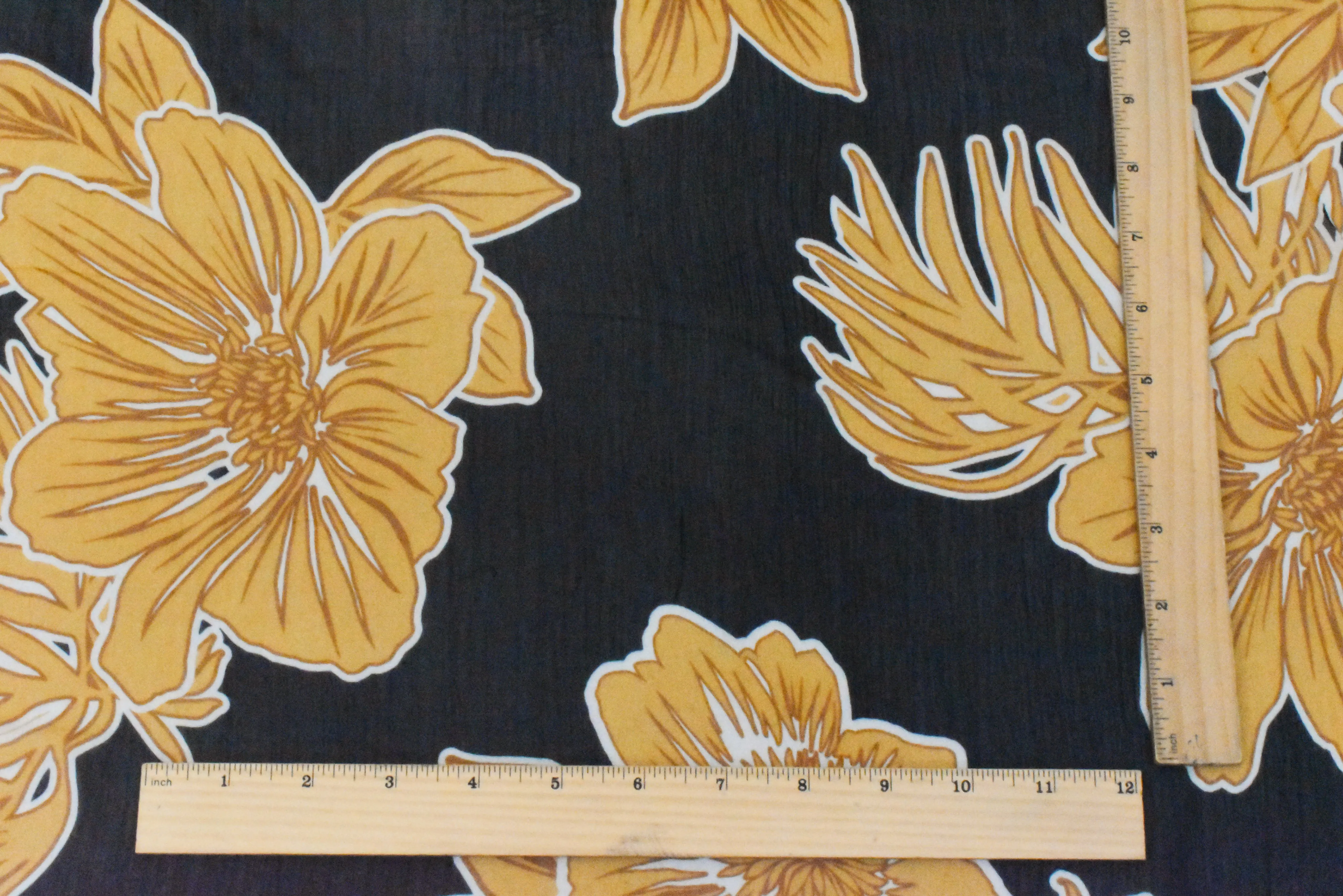 Black-Multi Famous Designer Floral Printed Viscose Chiffon Woven Fabric