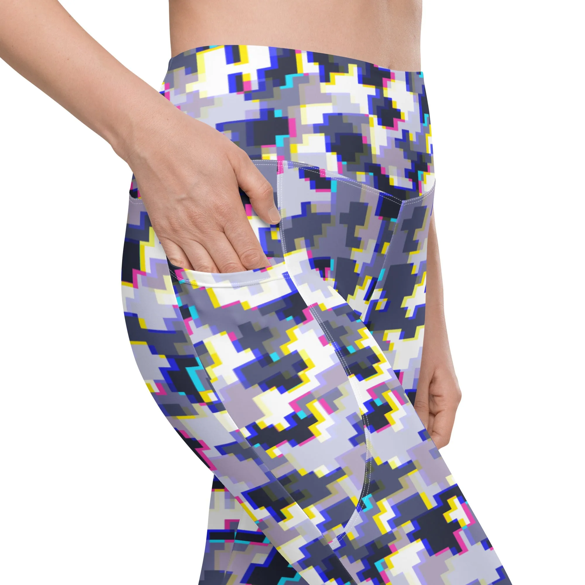 Glitchy Camo Leggings With Pockets