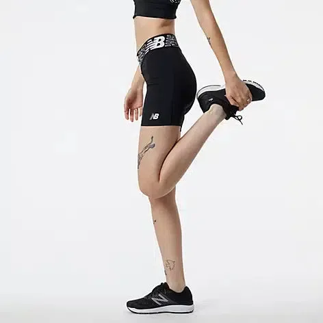 New Balance Women's  RLNT Fit Short- Black