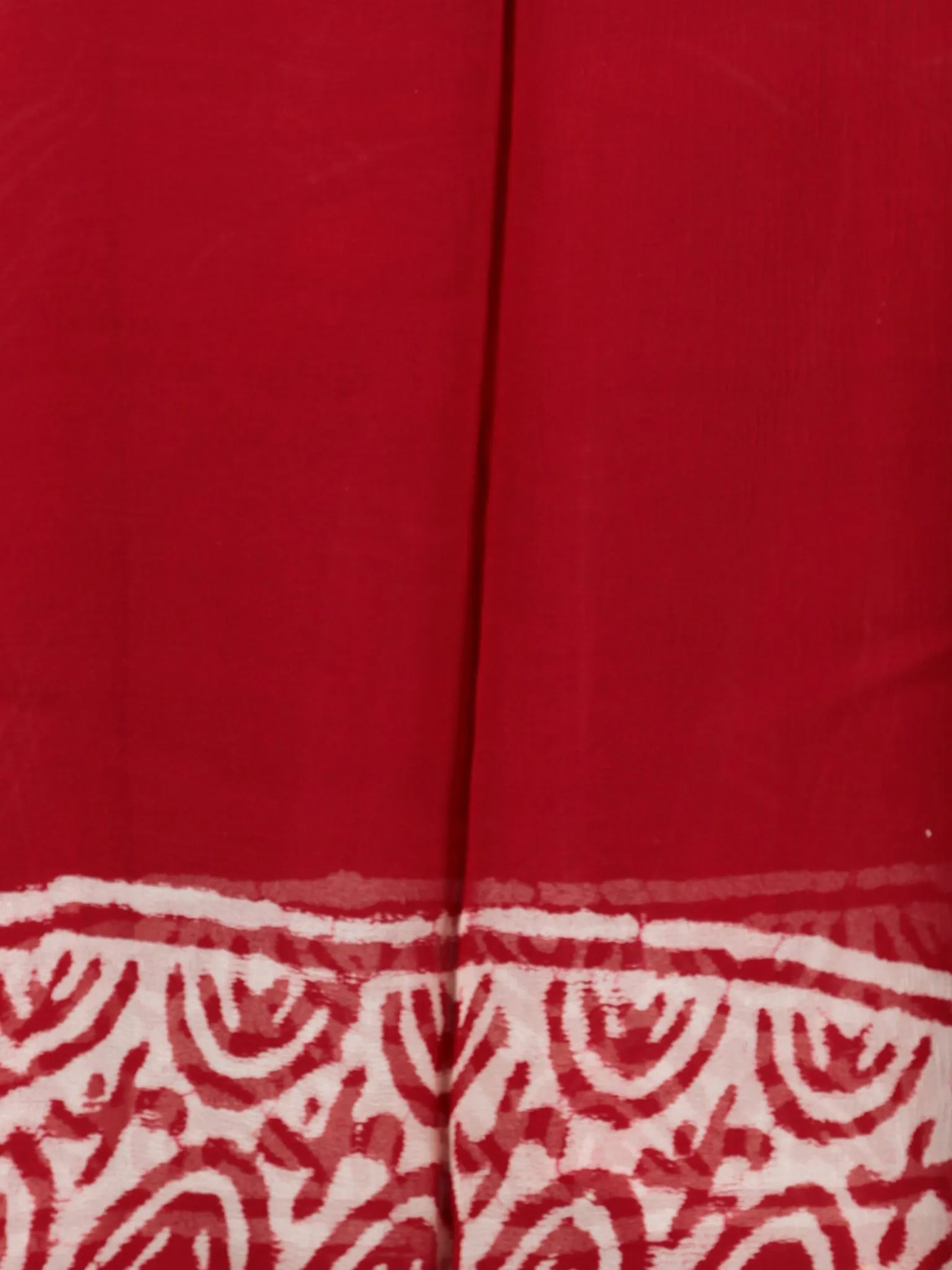 Red Ivory Hand Block Printed Chiffon Saree with Zari border - S031702734